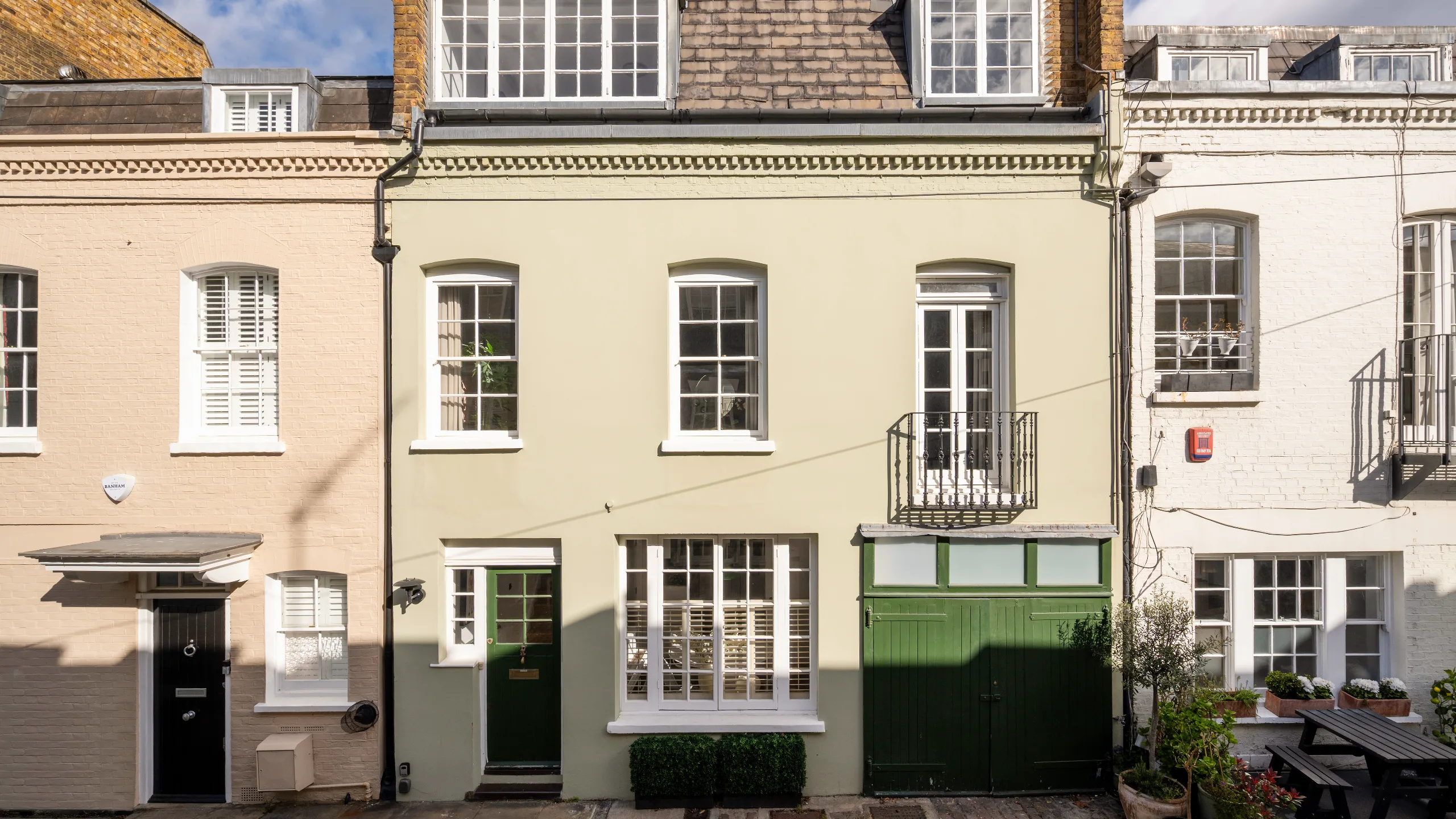 3 bedroom house for sale in Ladbroke Walk, London, W11