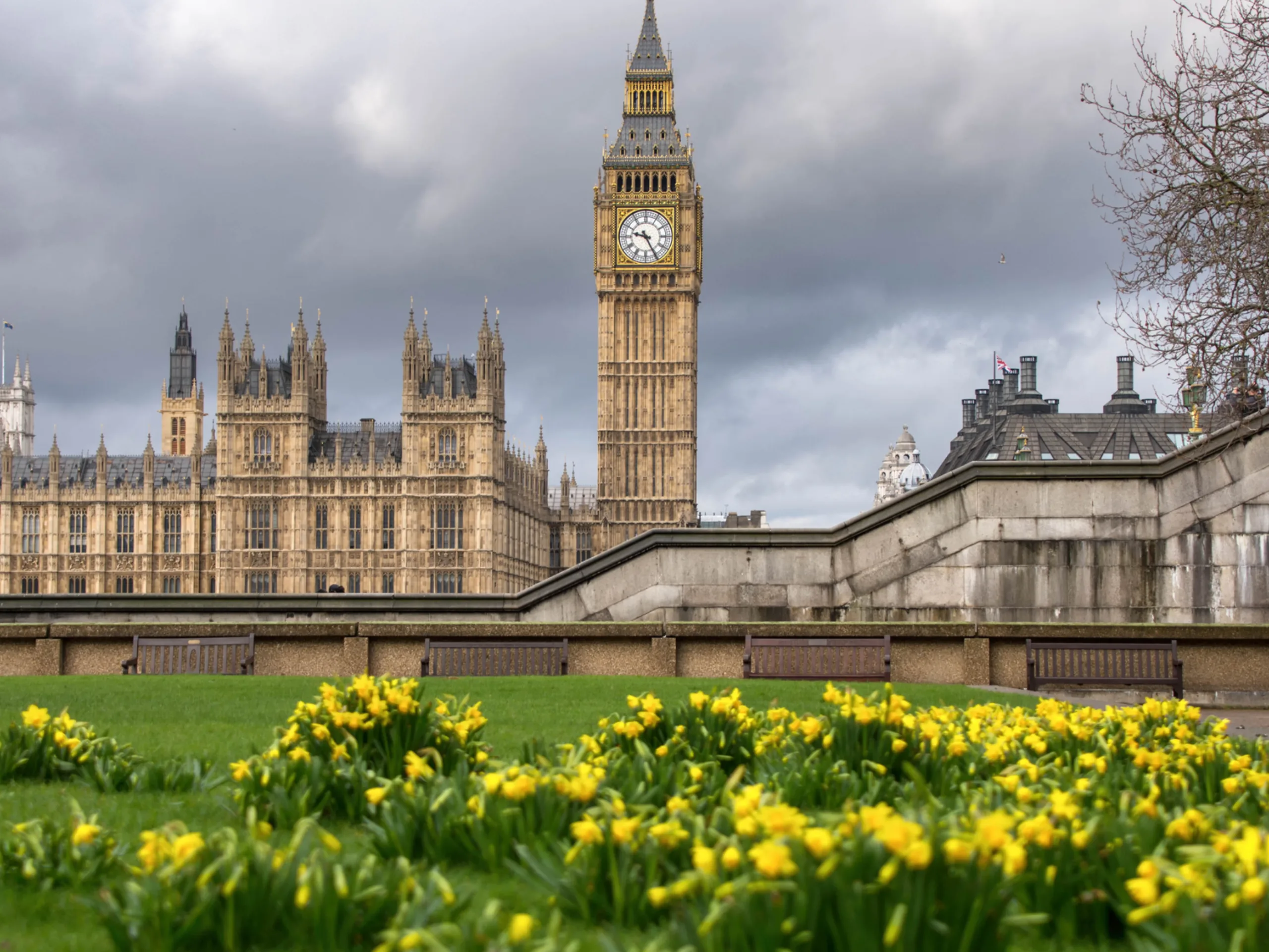 Image of Political Uncertainty and Rising Supply Weigh on Prime London Prices